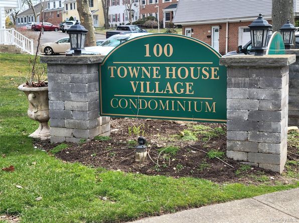 100 Towne House Vlg #805