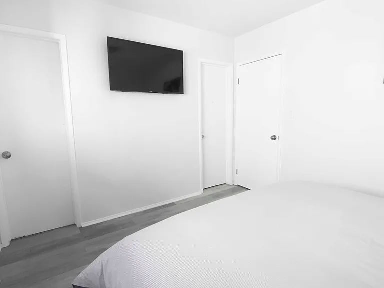 240 3rd Ave #6 — Photo 8