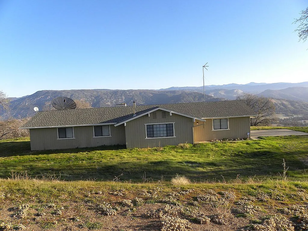 30809 Seminole Rd photo 1