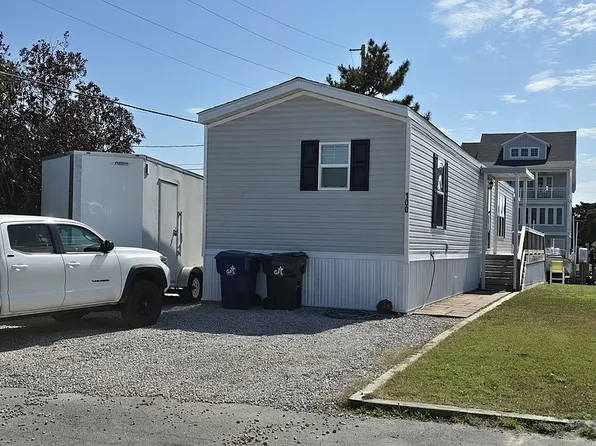 100 Shore Dr #Ii, Atlantic Beach, NC 28512