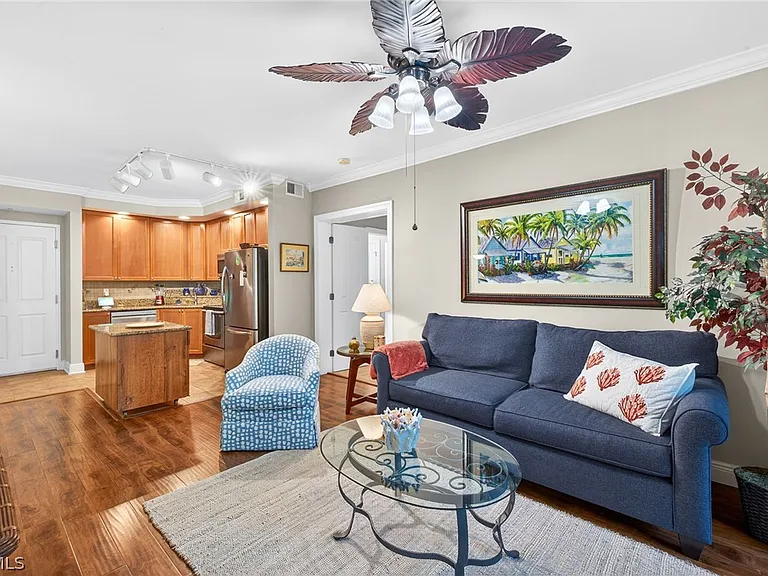 2825 Palm Beach Blvd #215 — Photo 8