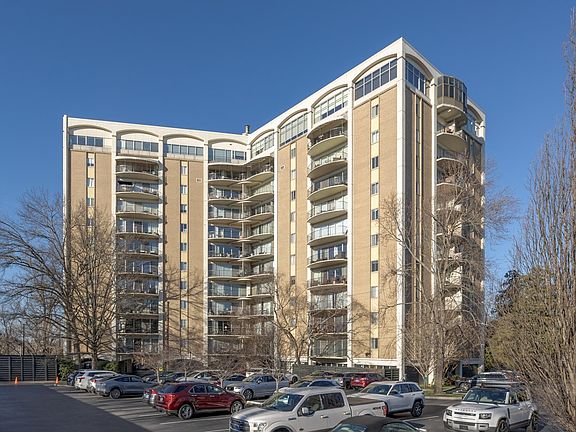 2nd image of 4215 Harding Pike APT 1203