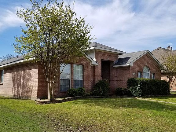 2nd image of 703 Georgetown Dr