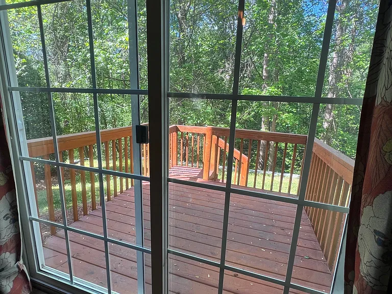 12 Tannenbaum Cir #1 — Photo 5
