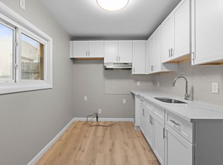 736 2nd St #1, Secaucus, NJ 07094