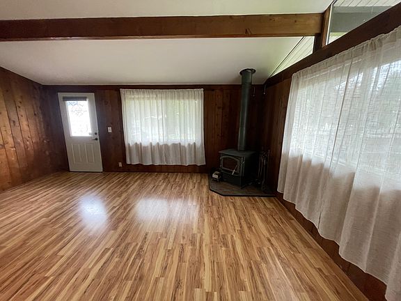 4th image of 2721 Trevue Ave SW