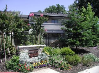 212 Brookdale Dr #7, Vacaville, CA 95687