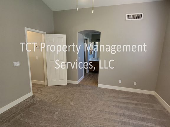 5th image of 4610 E Meadow Dr