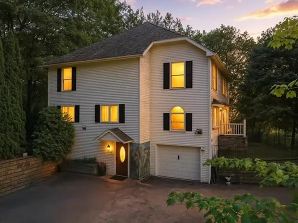 26 Juniper Drive, Belmont, NH 03220