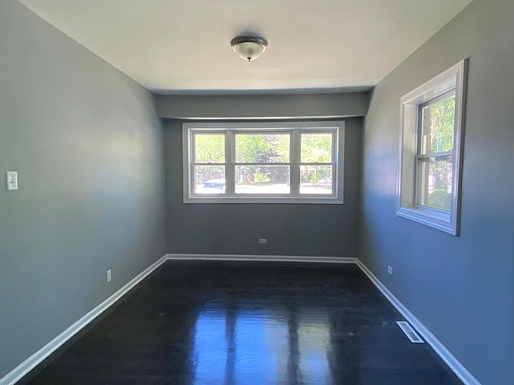 4th image of 1628 Shirley Dr #1