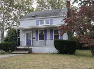 13 Elizabeth St, Keyport, NJ 07735