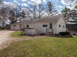 4440 Sunset Dr, Waterford, WI 53185