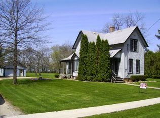 233 Nelson St, Sharon, WI 53585