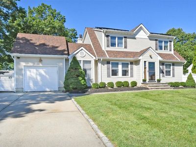 104 7th Avenue, Holtsville, NY, 11742