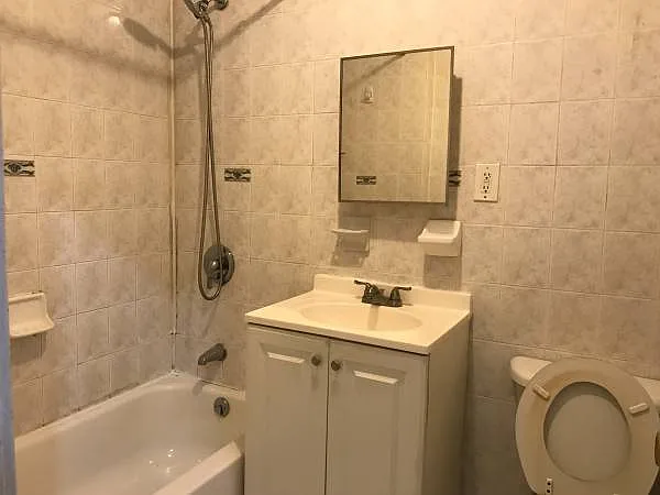 455 E 45th St #2 — Photo 12
