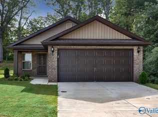 14502 Ravenel Dr, Harvest, AL 35749