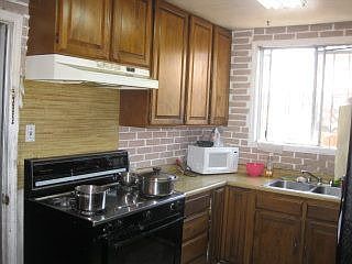 5th image of 1007 Bradley Way