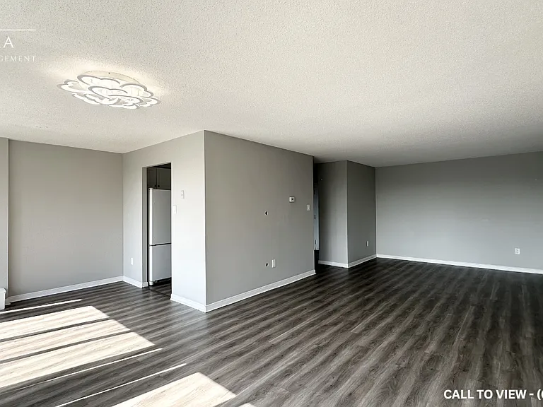 570 Proudfoot Ln #705 — Photo 4