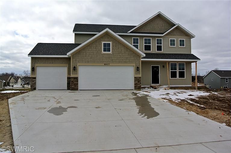 1st image of 6927 Longtail Dr