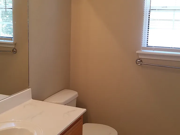 17 Slifer Dr — Photo 3