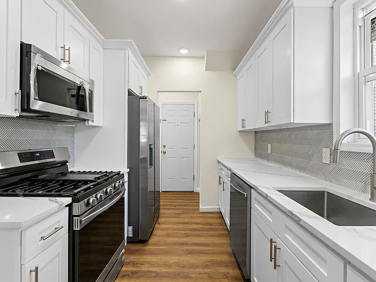 72 Winant Ave #1 — Photo 1