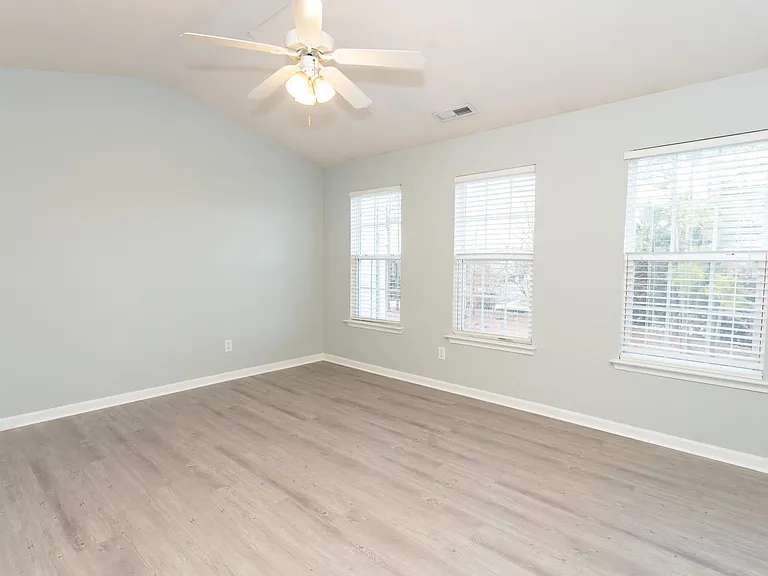 212 Chandler Chase Ct — Photo 22
