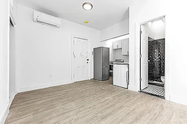 Rented by REAL New York | media 2