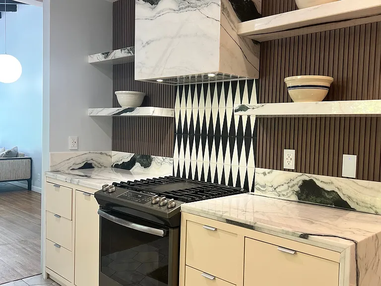5650 Maynard Ave — Photo 14