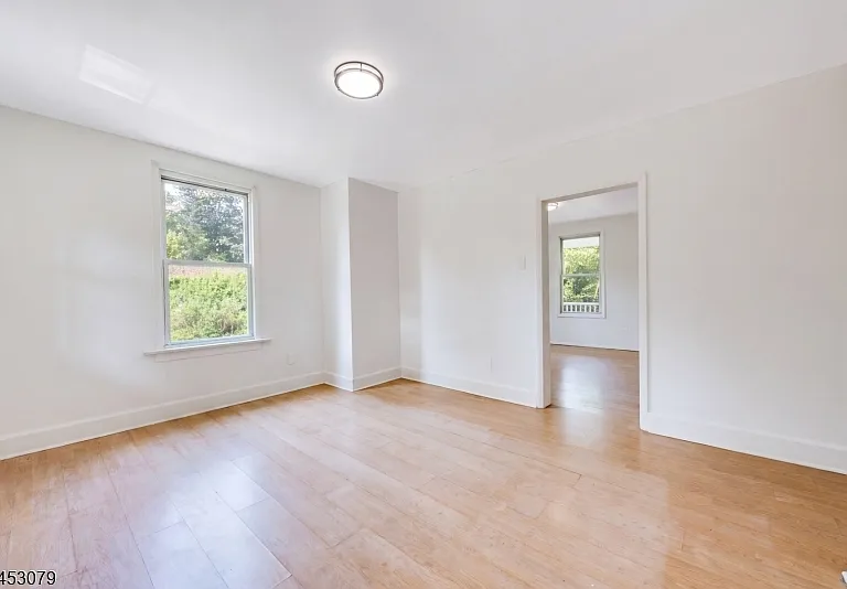 37 Bowers Ln — Photo 10