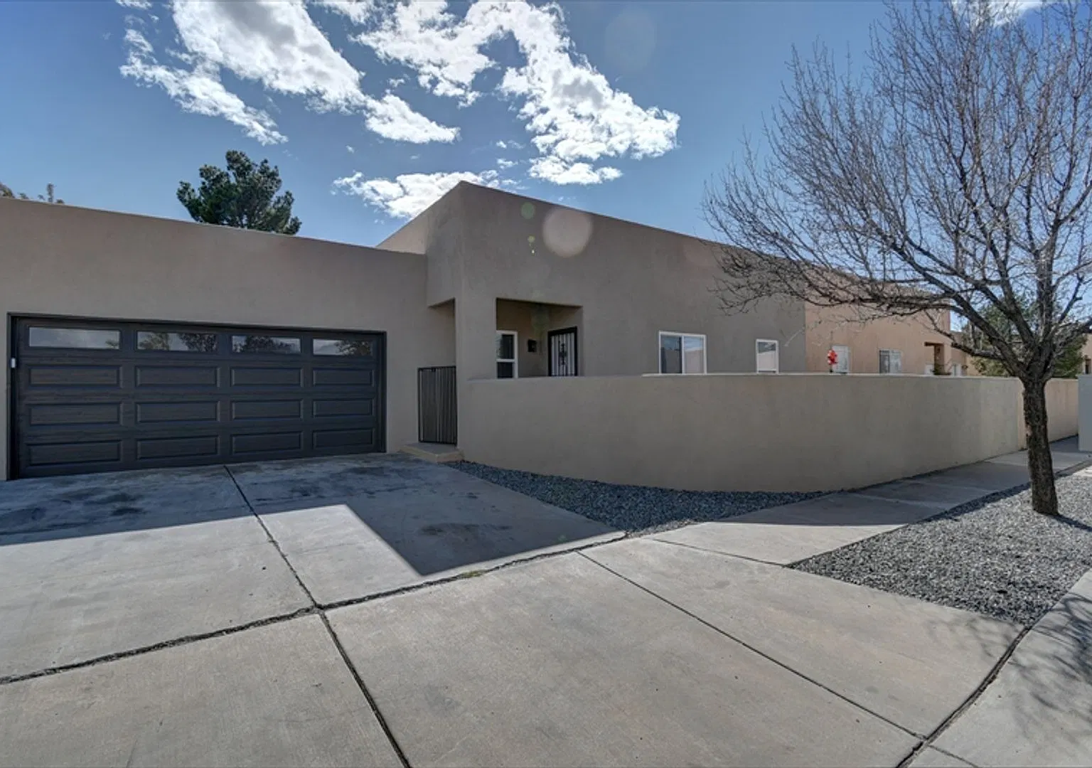 Amazing Remodeled Town Home in North Valley — Photo 1