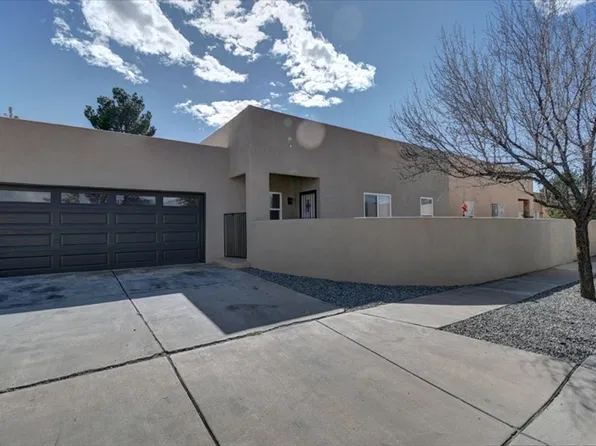 510 Phoenix Ave NW, Albuquerque, NM 87107