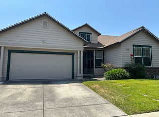 1502 Hughes Ave, Santa Rosa, CA 95407