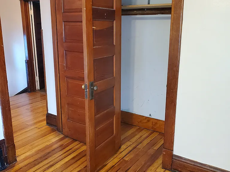 3558 Jones St — Photo 15