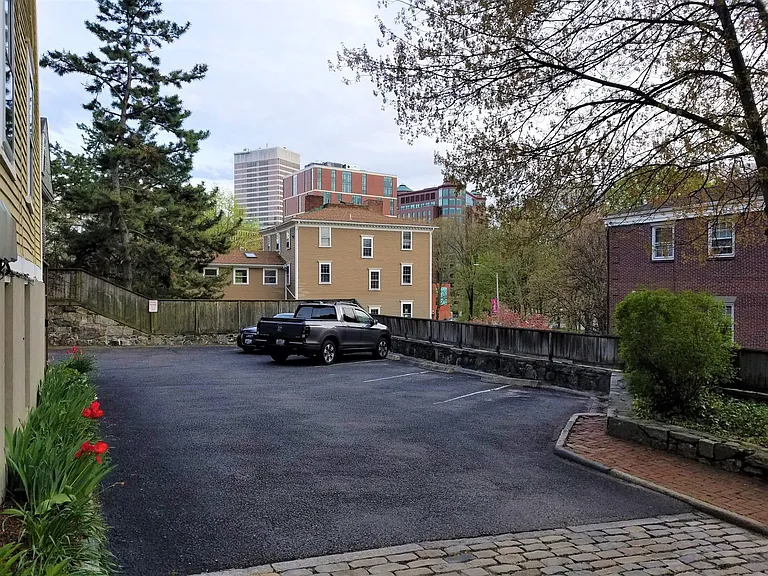 8 Cady St #3 — Photo 10