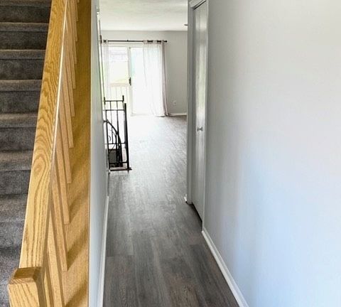 2nd image of 102 Leeward Ln