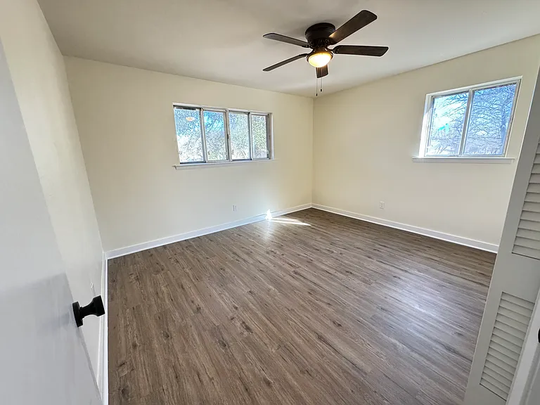 601 Ravenwood Dr — Photo 21