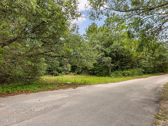 3rd image of 312 Alexander Pl Lot 14