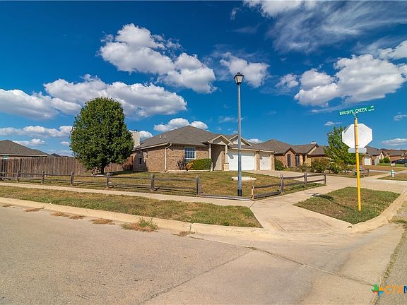 4th image of 2911 Alamocitos Creek Dr