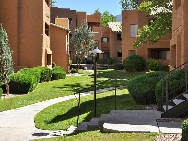 La Mirage Apartment Homes Apartment Rentals Albuquerque, NM Zillow