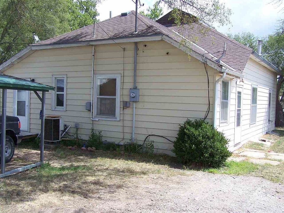 2nd image of 903 G St