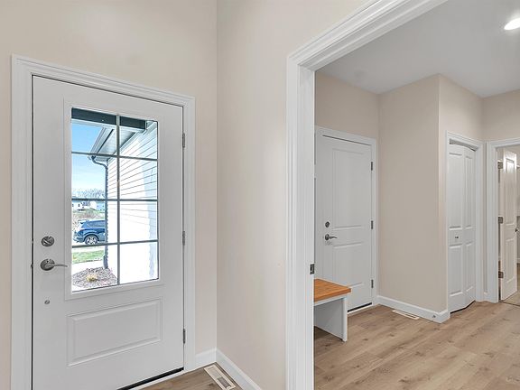 4th image of 54674 Sacramento Meadows Dr