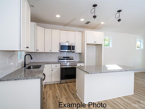 4th image of 5144 Sawbill Ln