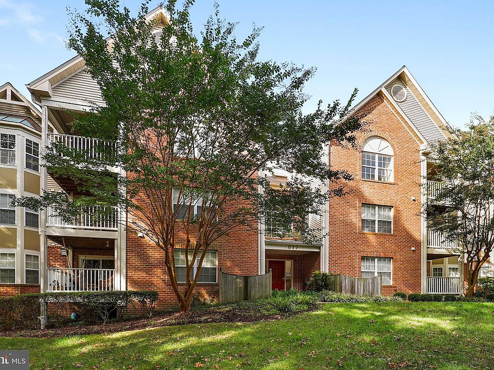 1st image of 617 Admiral Dr Unit 402