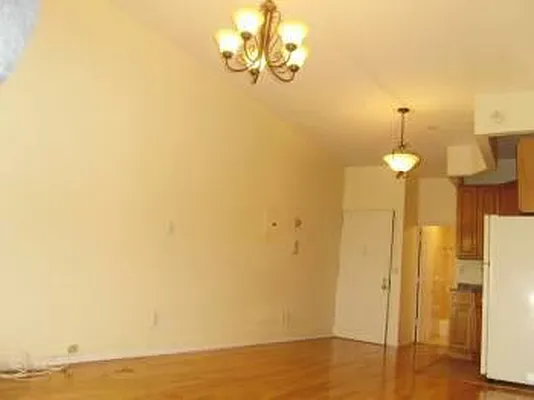 Rented by Voro NYC | media 12