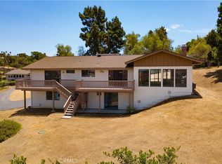 406 Hutchison St, Vista, CA 92084