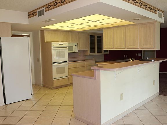 5th image of 13135 W Paintbrush Dr