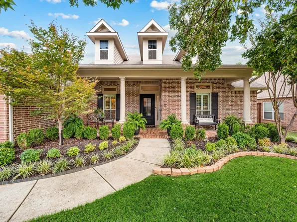916 Water Oak Dr, Grapevine, TX 76051