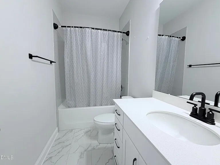 1028 Bravura Dr — Photo 16