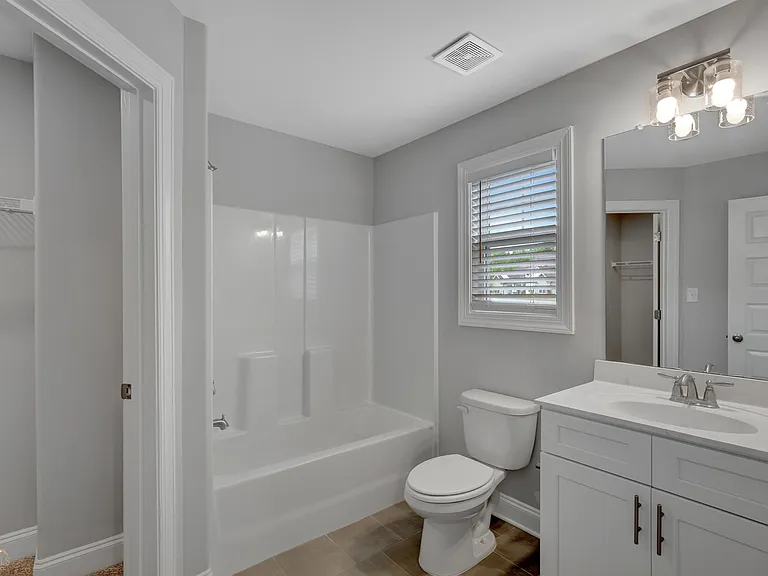 395 Chasewood Ln — Photo 38