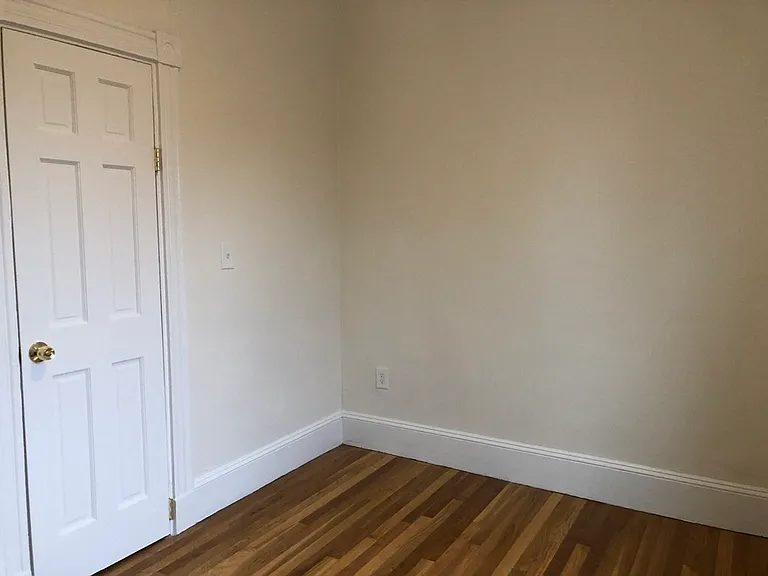 4 Hardwick St #3 — Photo 10